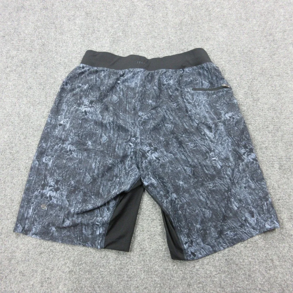 Lululemon Shorts Mens Large‎ Gray Geometric Lined Athletic Running 9 Inseam